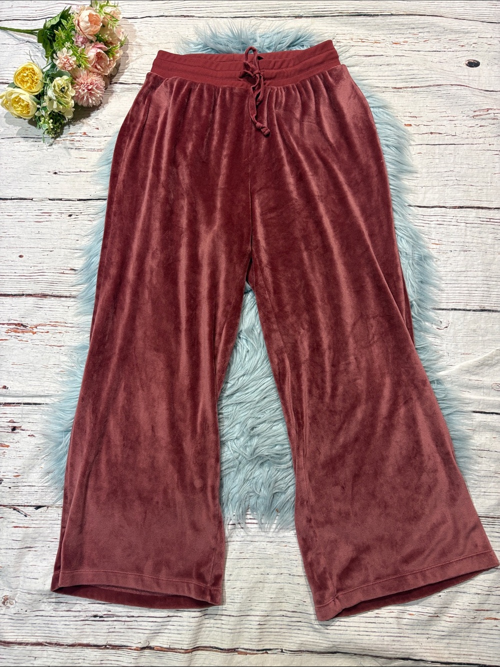 Summersalt Wide Leg The Plush Velour Lounge Pant Rosewood - Picture 6 of 8